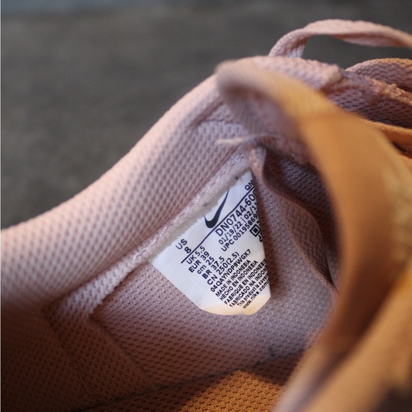 Women’s low platform blazers size 8 - Picture 3 of 3